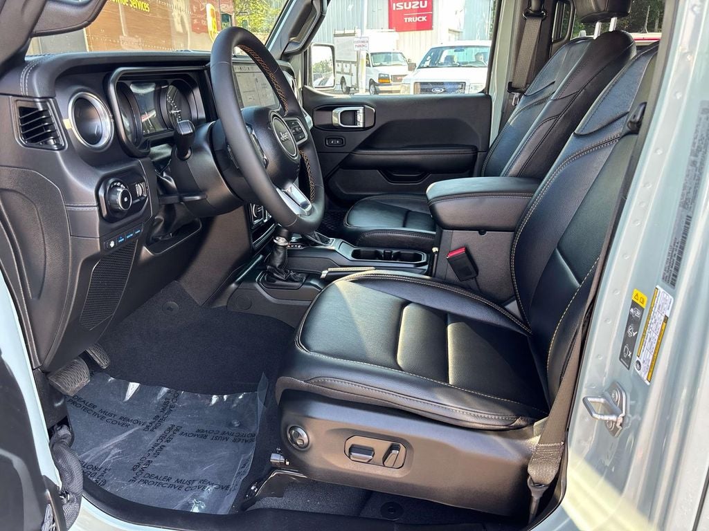 2024 Jeep Wrangler Sahara 4xe