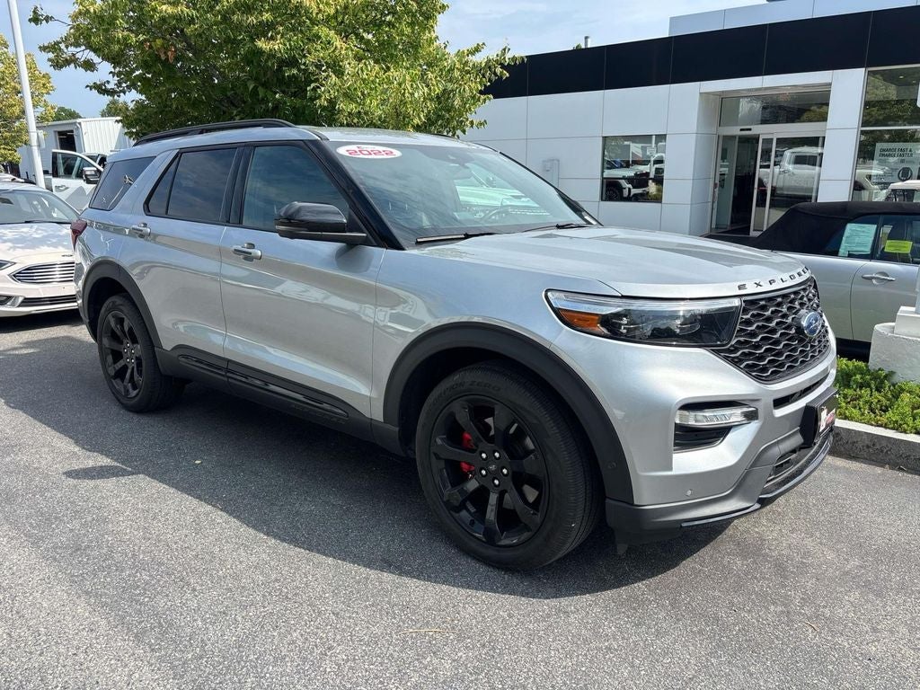 2022 Ford Explorer ST