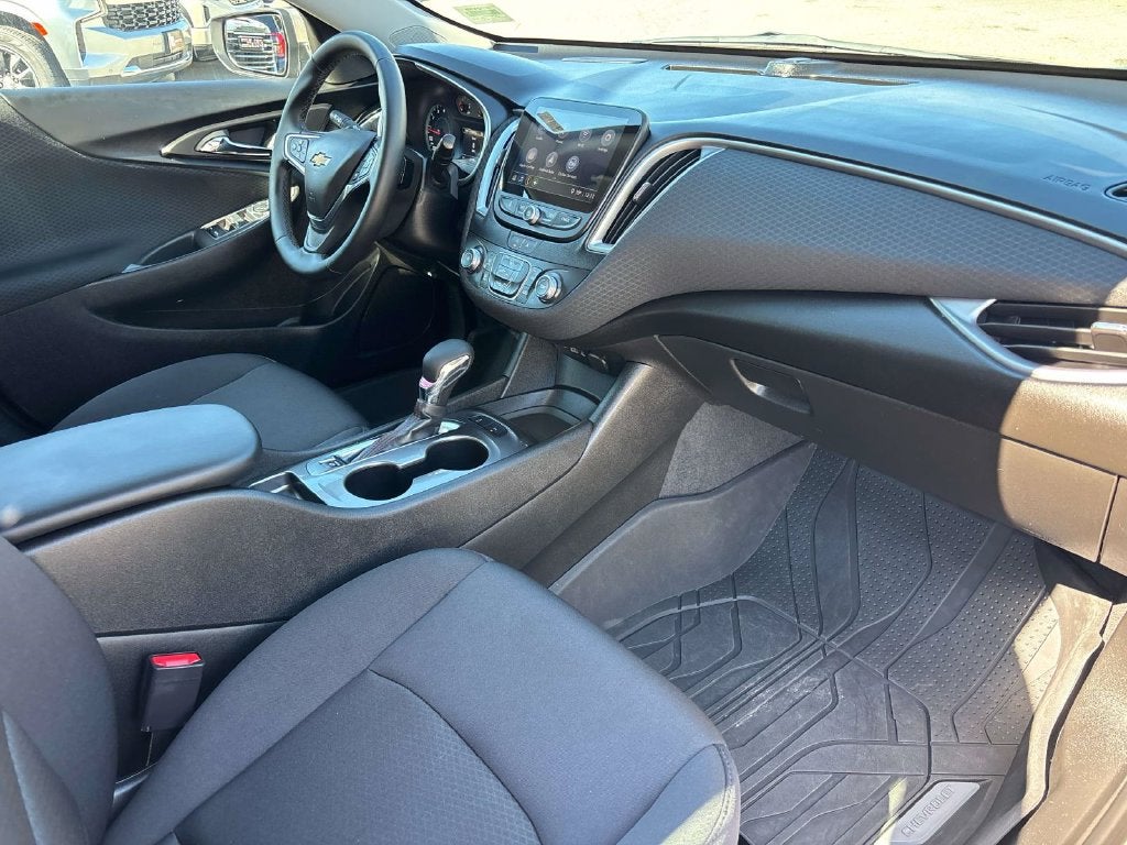 2024 Chevrolet Malibu RS