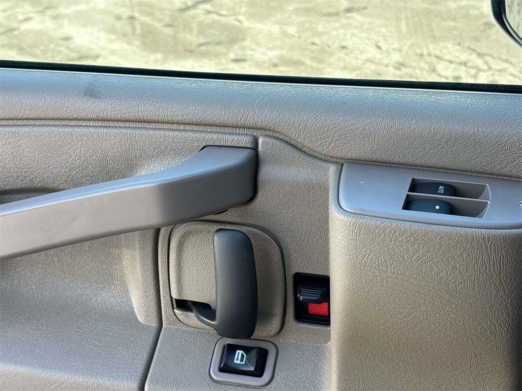 2020 GMC Savana 3500 DuraCube Max