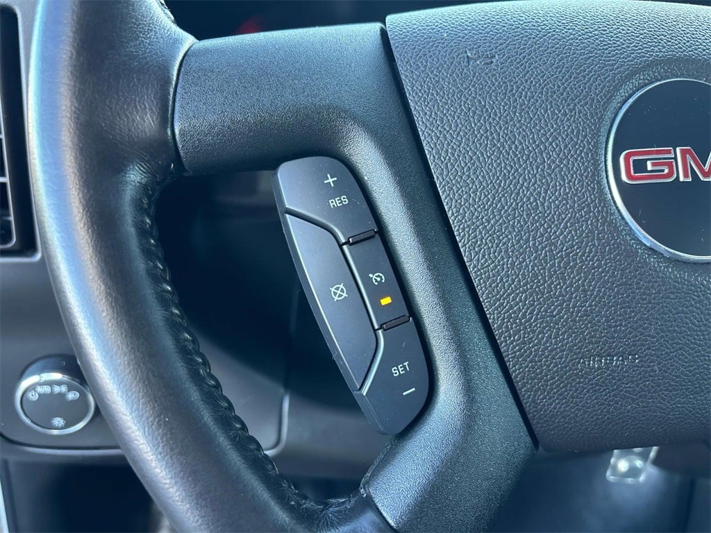 2022 GMC Savana 3500 Work Van