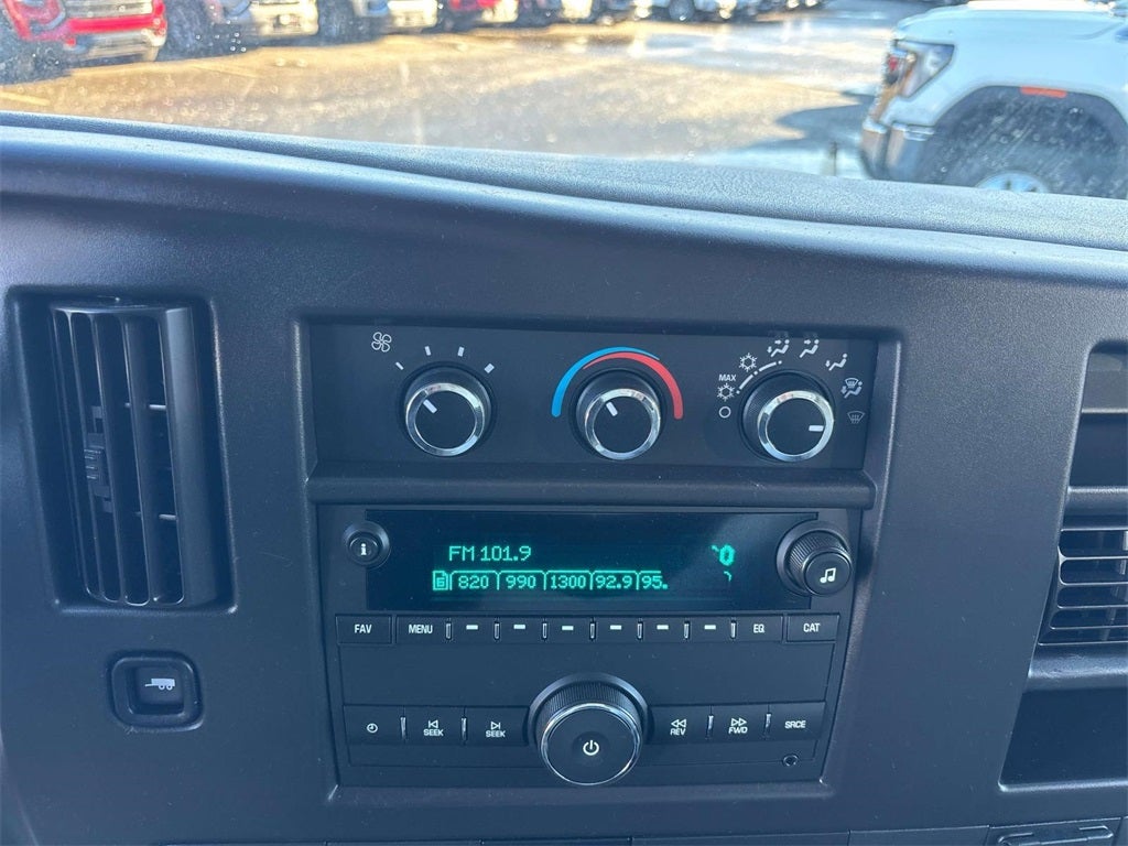 2022 GMC Savana 3500 Work Van