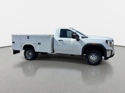 2025 GMC Sierra 3500HD Pro 146 WB