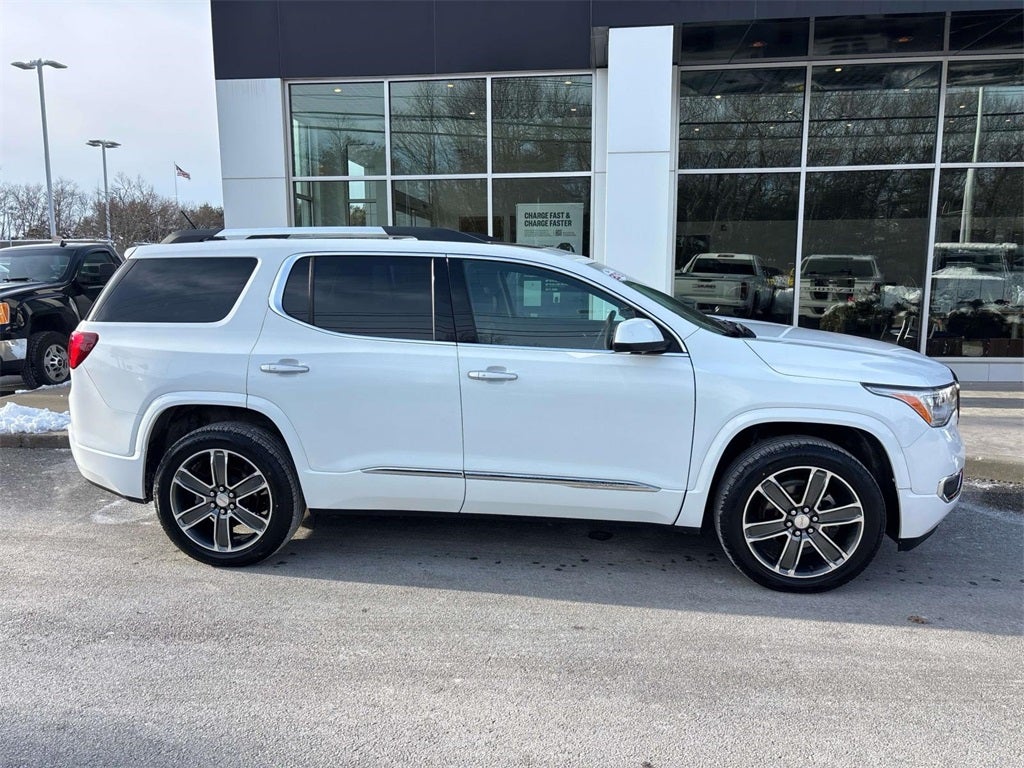 2019 GMC Acadia Denali