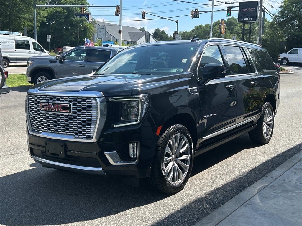 2022 GMC Yukon XL Denali