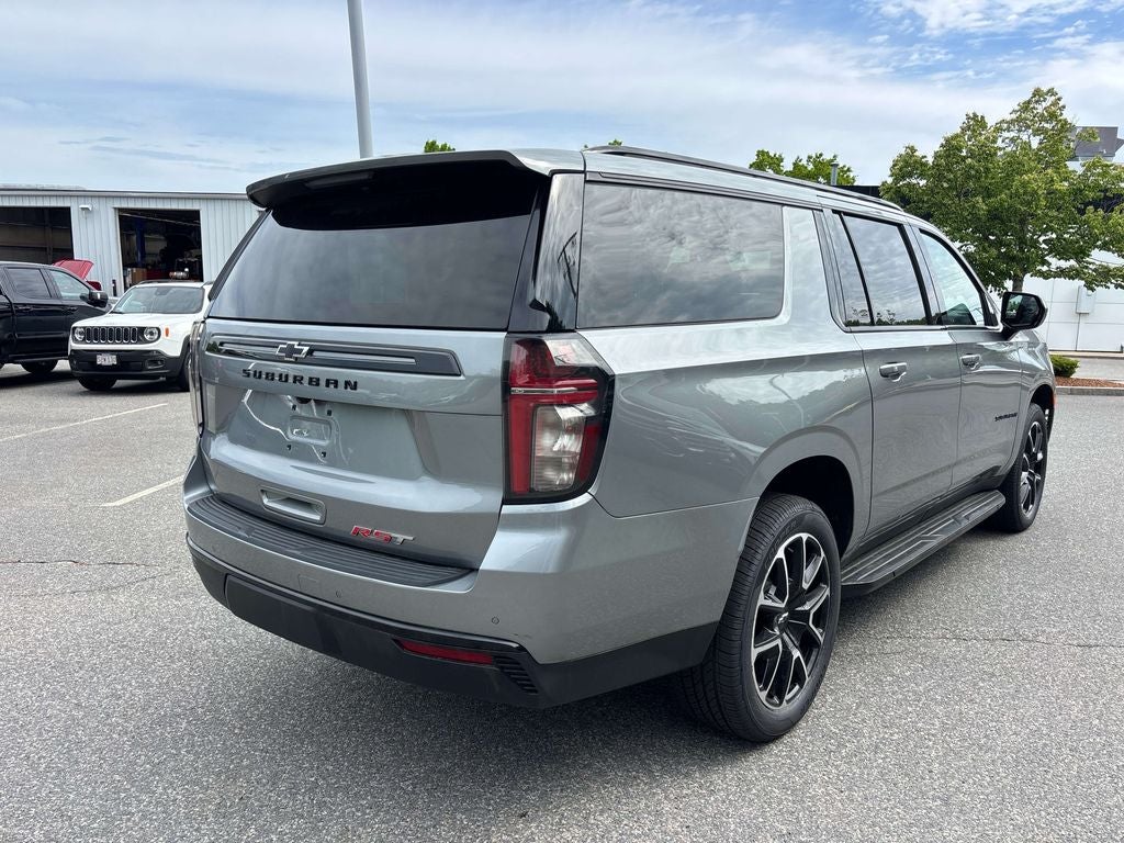 2023 Chevrolet Suburban RST
