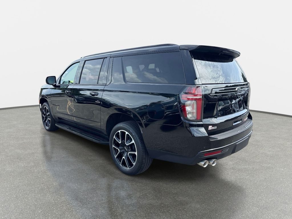 2023 Chevrolet Suburban RST