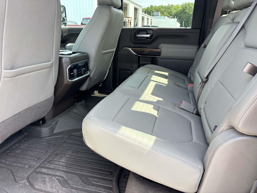 2022 GMC Sierra 2500HD SLT