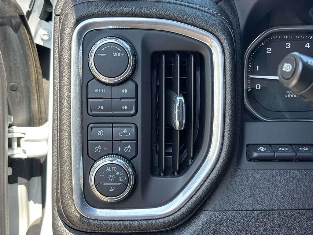 2023 GMC Sierra 2500HD Denali