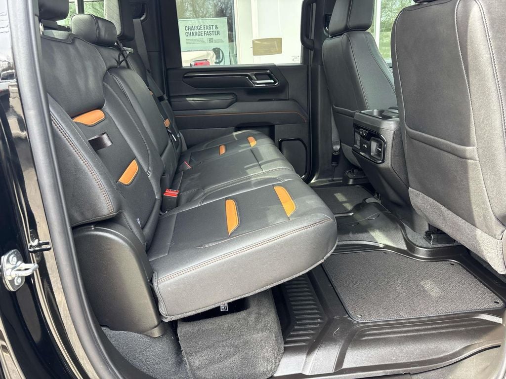 2025 GMC Sierra 2500HD AT4