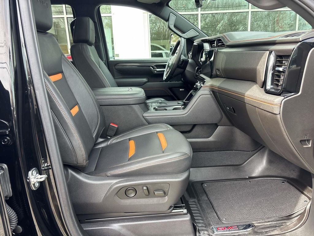 2025 GMC Sierra 2500HD AT4