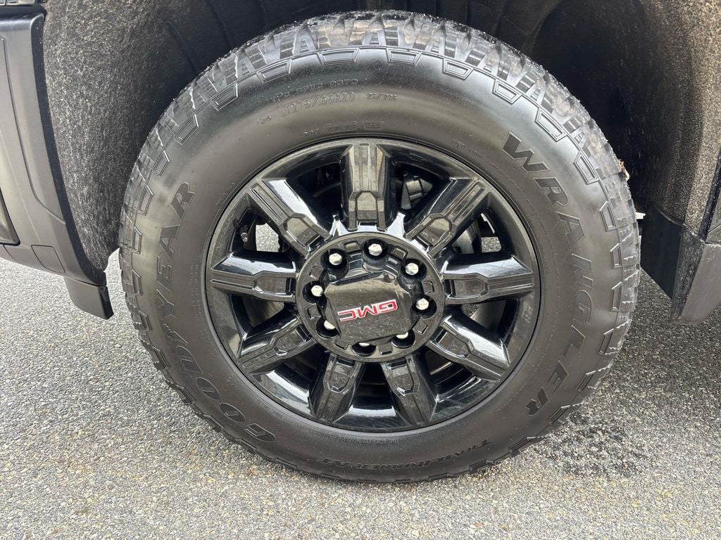 2025 GMC Sierra 2500HD AT4