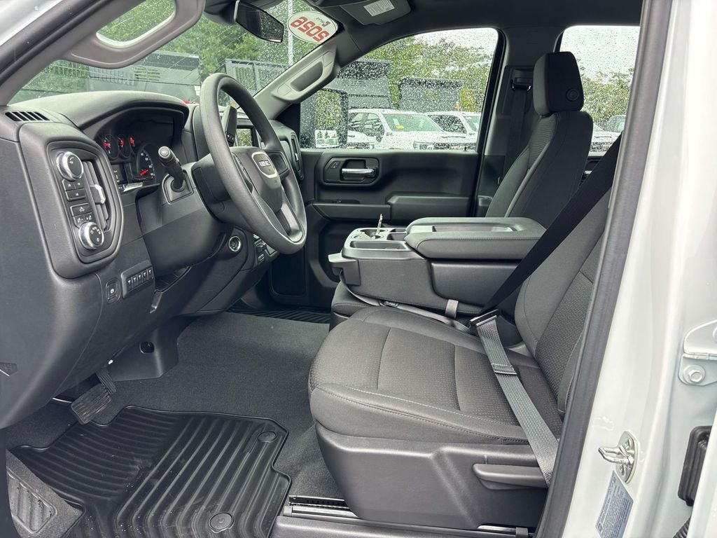2026 GMC Sierra 3500HD Pro Service Body