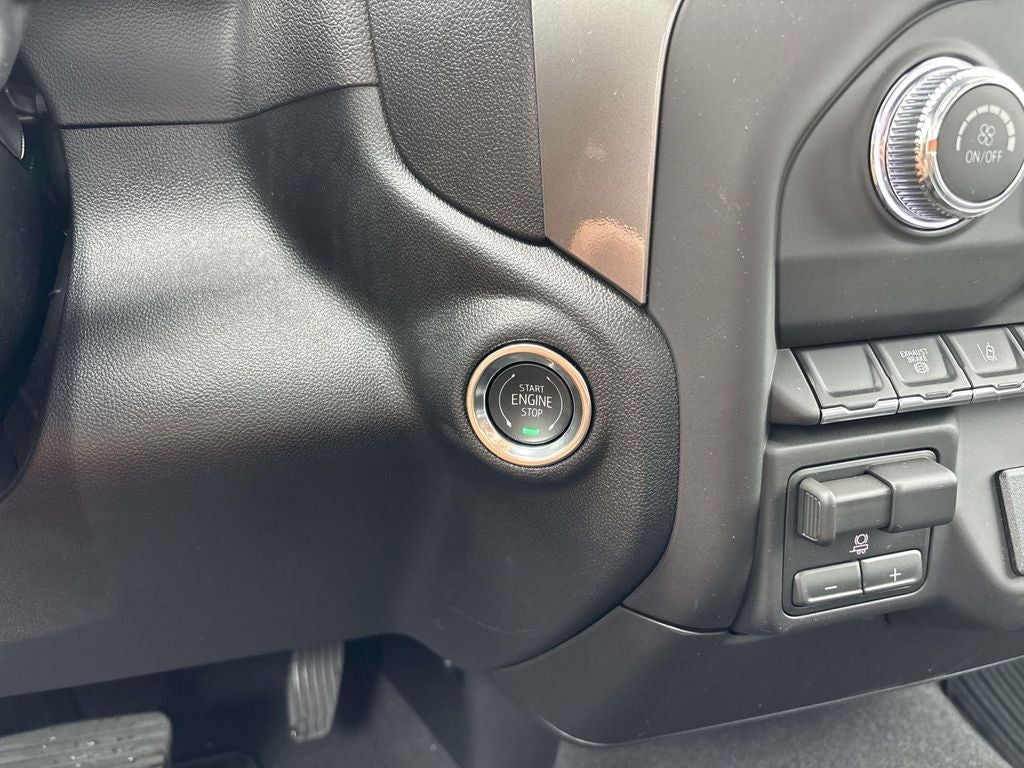 2026 GMC Sierra 3500HD Pro Service Body