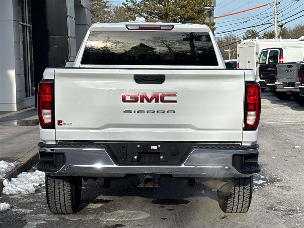 2022 GMC Sierra 2500HD Pro