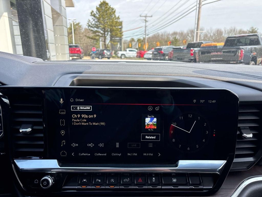 2024 GMC Sierra 1500 SLT