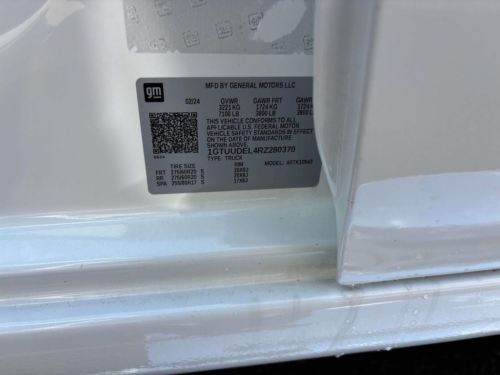 2024 GMC Sierra 1500 SLT