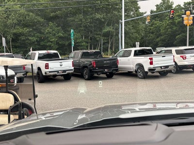 2025 GMC Sierra 1500 AT4