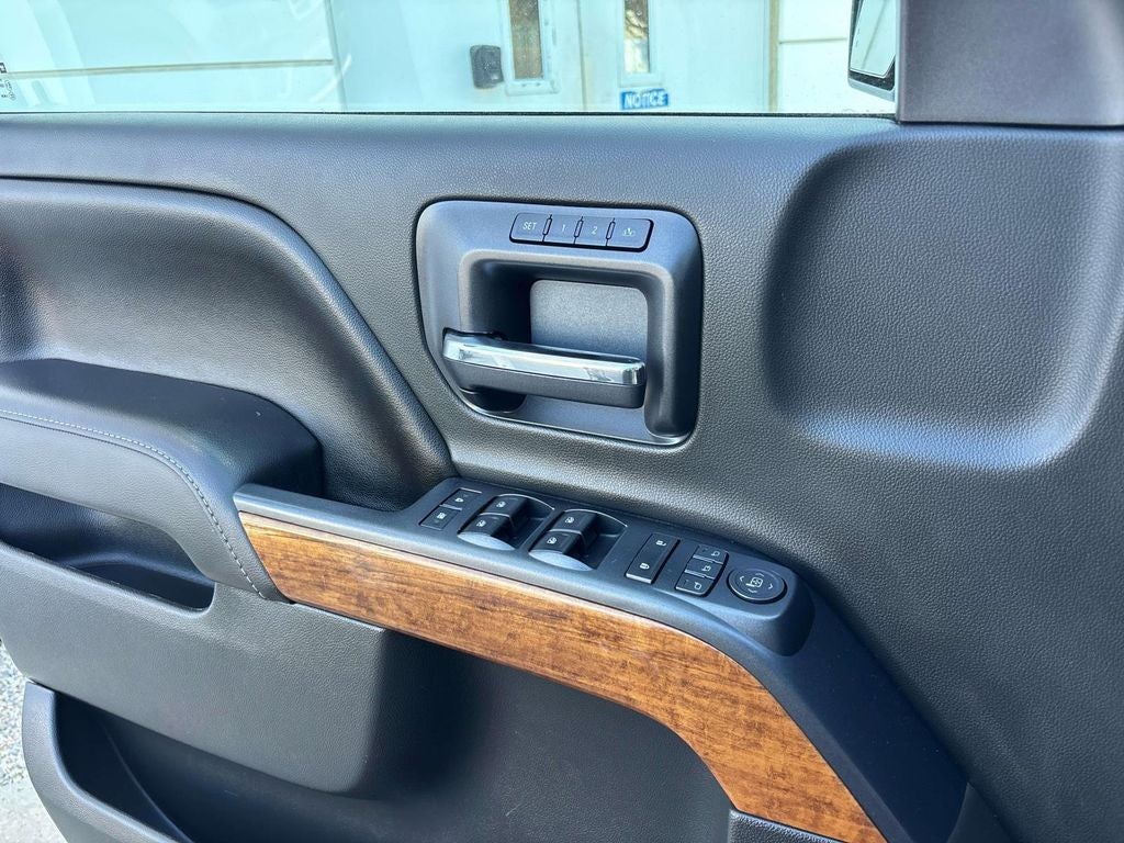 2017 Chevrolet Silverado 1500 High Country
