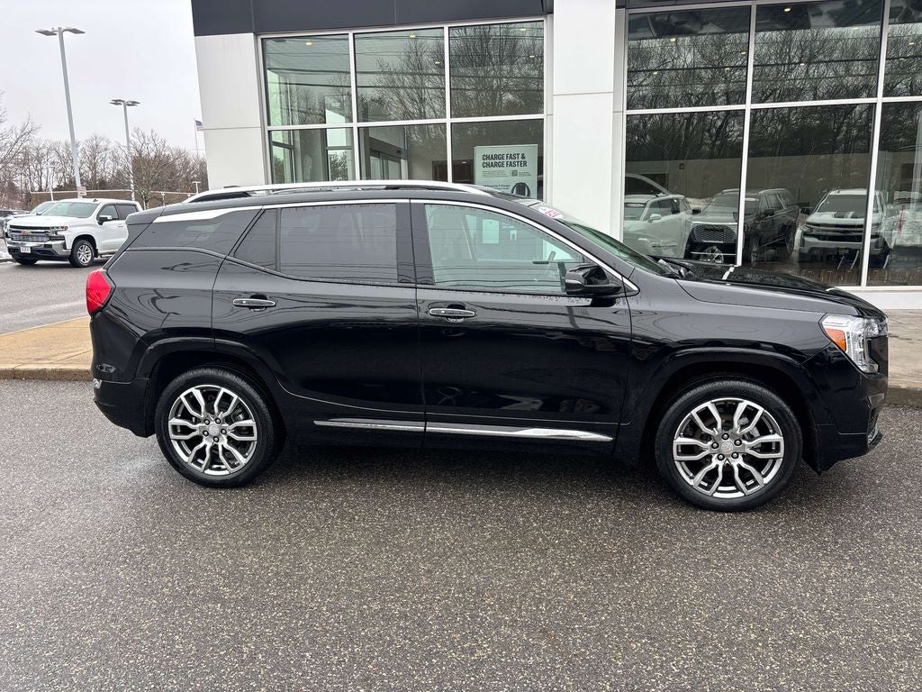 2022 GMC Terrain Denali
