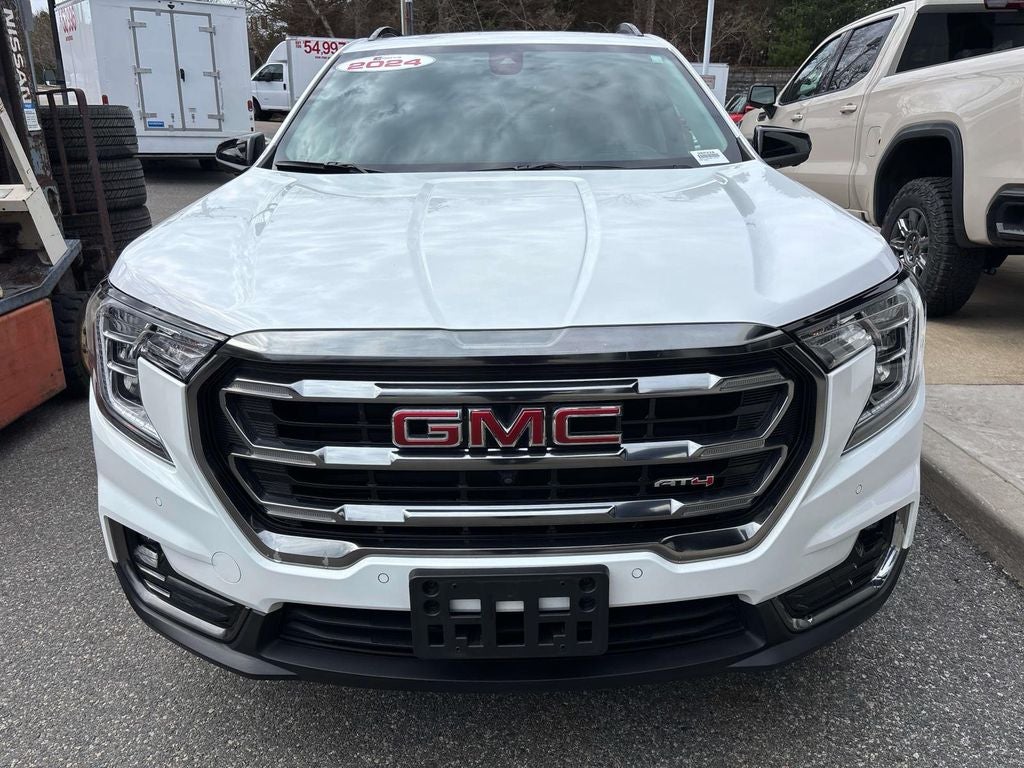 2024 GMC Terrain AT4