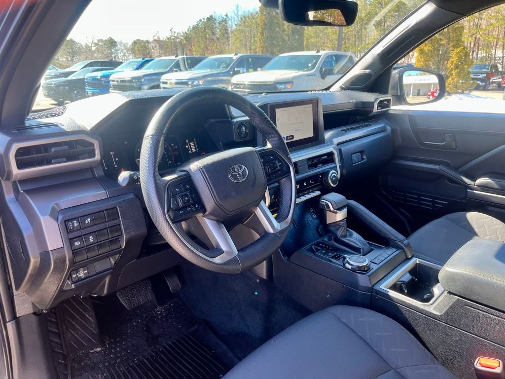 2025 Toyota Tacoma SR5