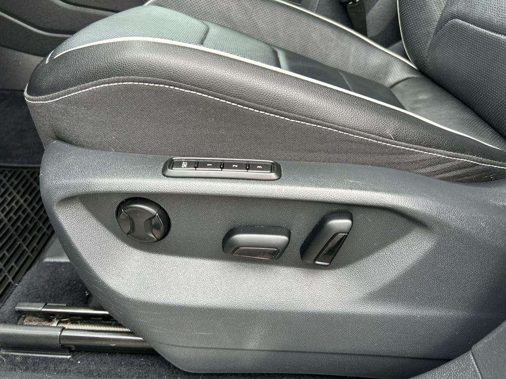 2022 Volkswagen Tiguan 2.0T SEL R-Line