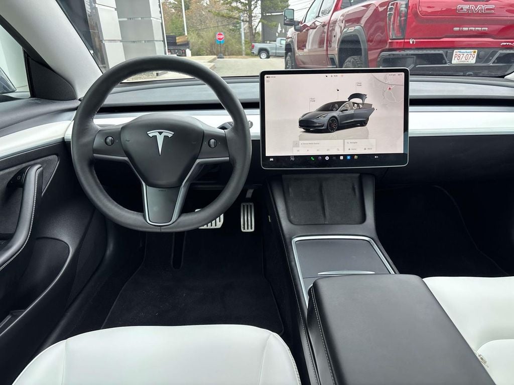 2023 Tesla Model 3 Performance