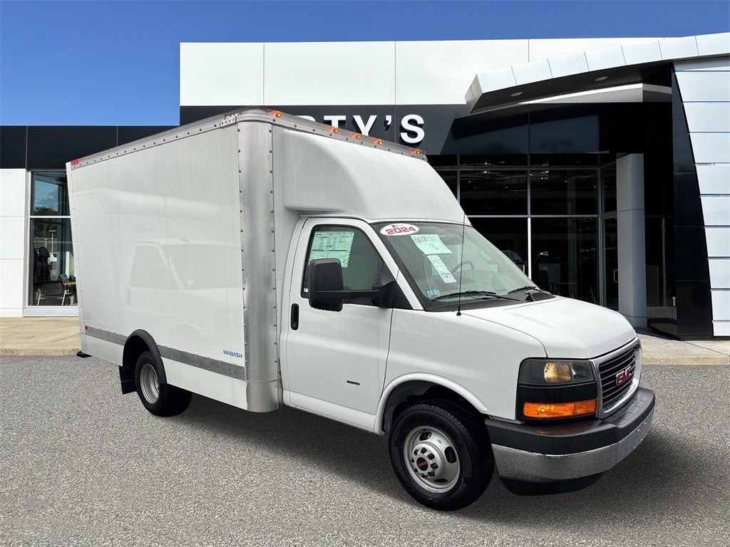 2024 GMC Savana 3500 Work Van