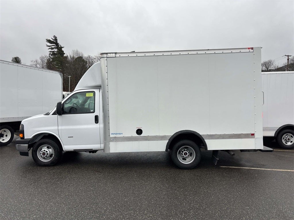 2024 GMC Savana 3500 Work Van