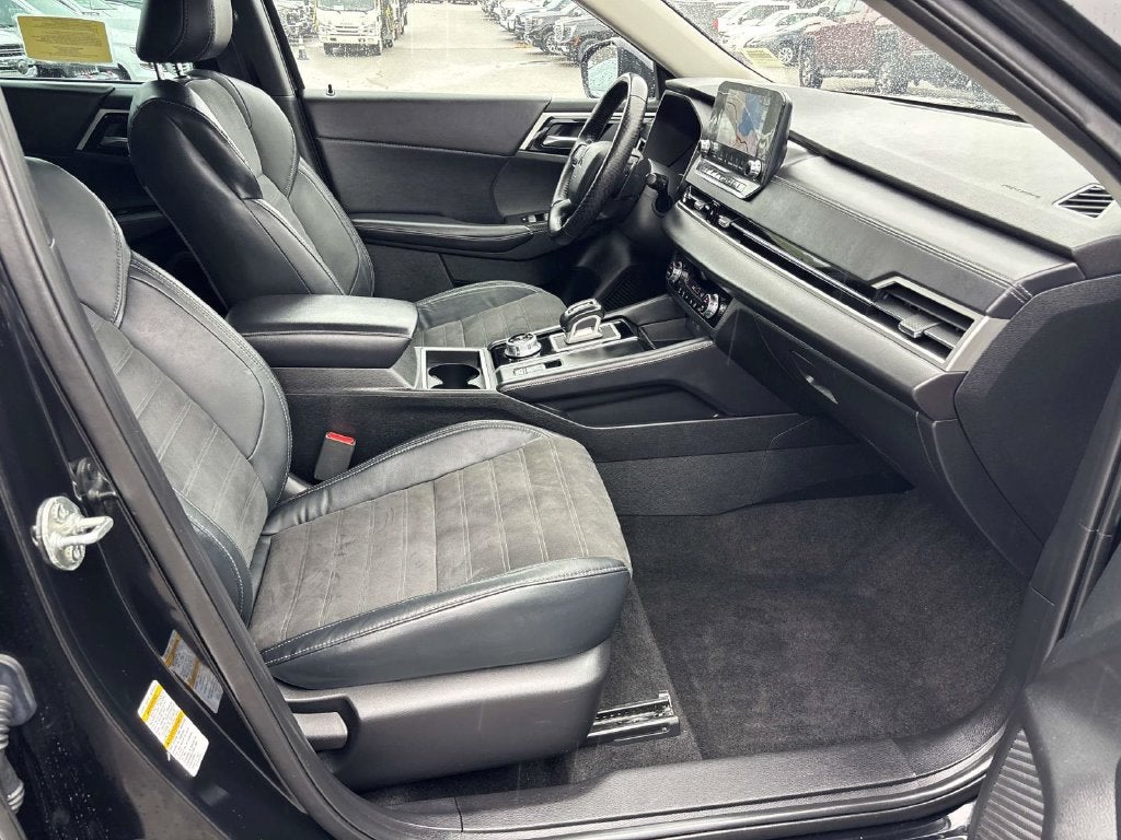 2023 Mitsubishi Outlander Ralliart
