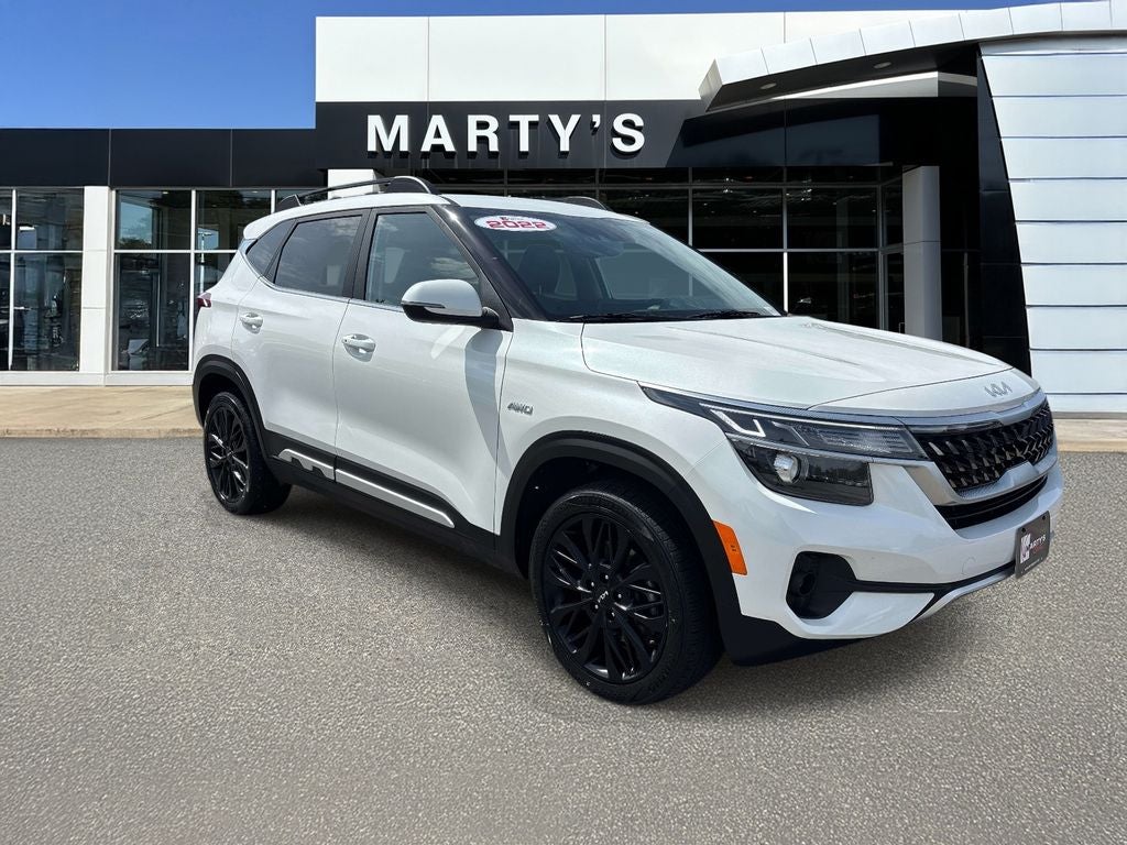2022 Kia Seltos Nightfall