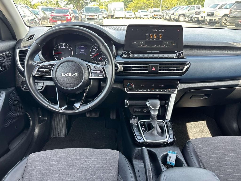2022 Kia Seltos Nightfall