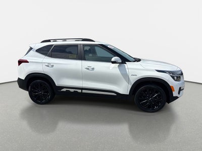 2022 Kia Seltos Nightfall