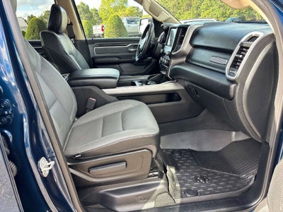 2020 RAM 1500 Big Horn Crew Cab 4x4 5'7" Box