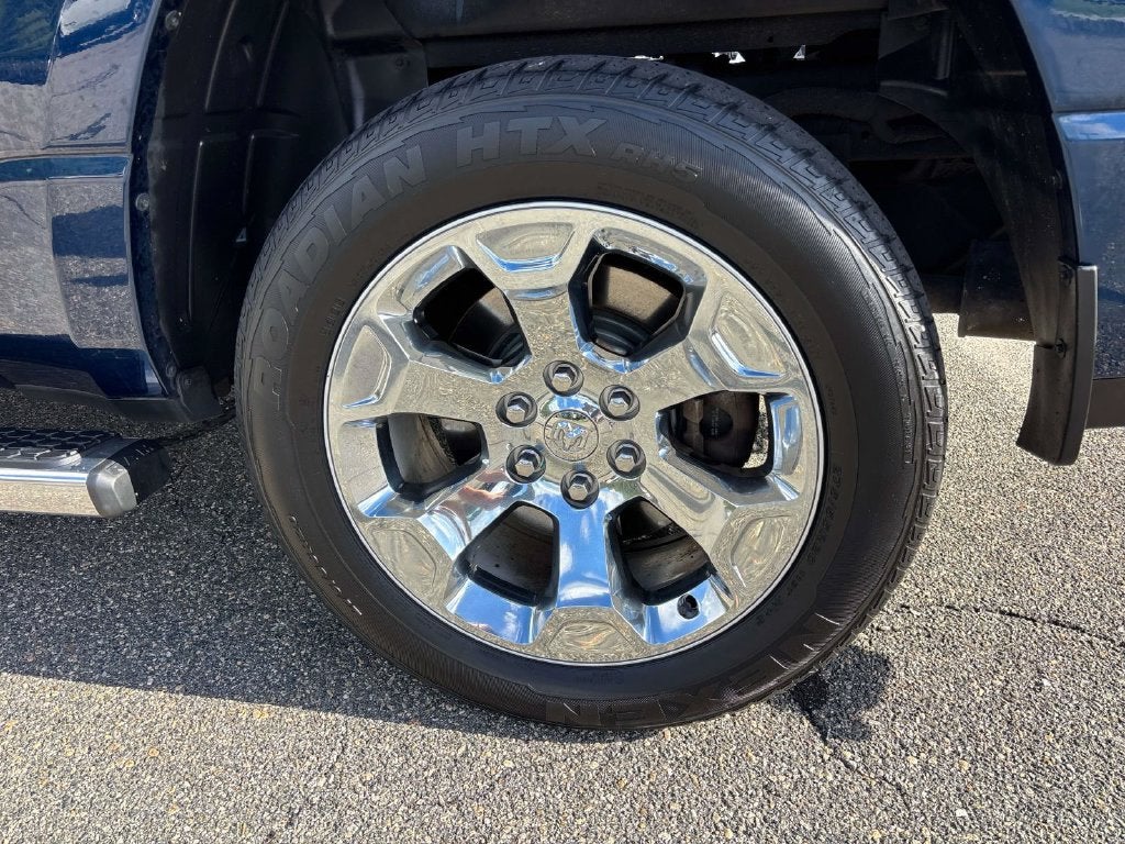 2020 RAM 1500 Big Horn Crew Cab 4x4 5'7" Box