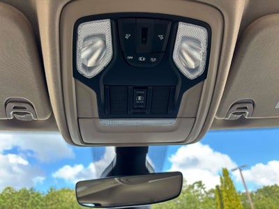 2020 RAM 1500 Big Horn Crew Cab 4x4 5'7" Box