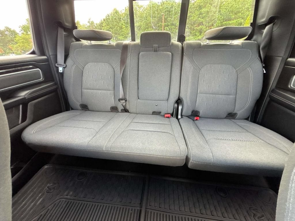 2022 RAM 1500 Big Horn Crew Cab 4x4 5'7" Box