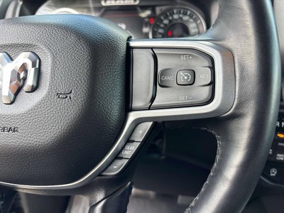 2022 RAM 1500 Big Horn Crew Cab 4x4 5'7" Box