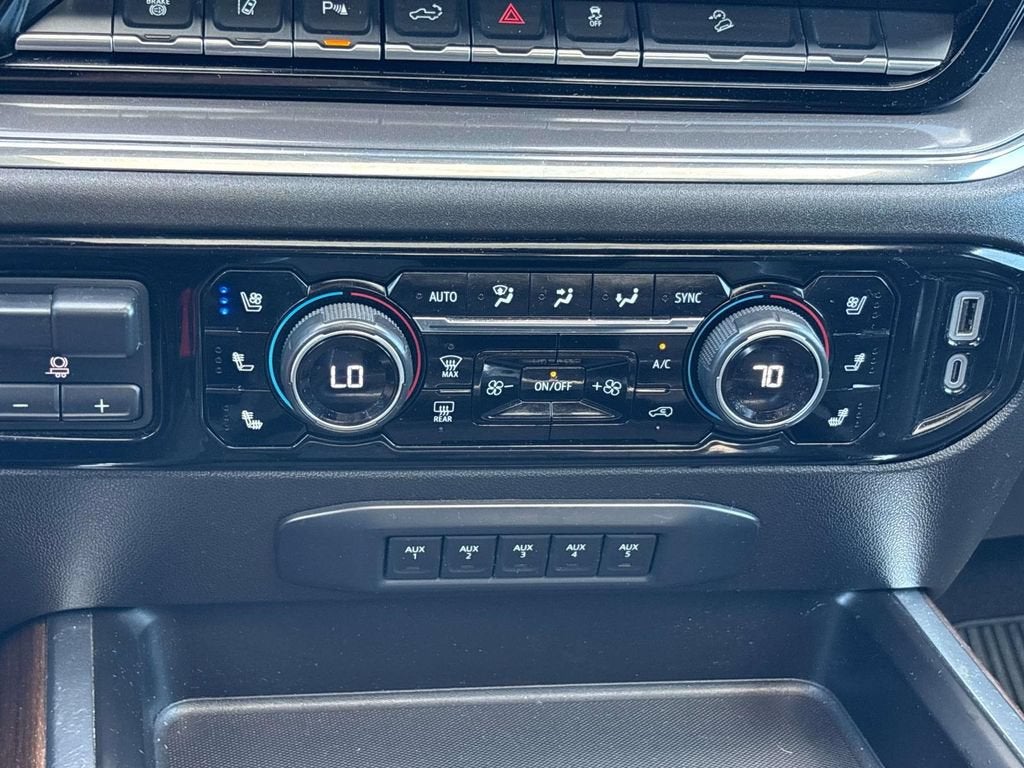 2024 Chevrolet Silverado 3500 HD High Country