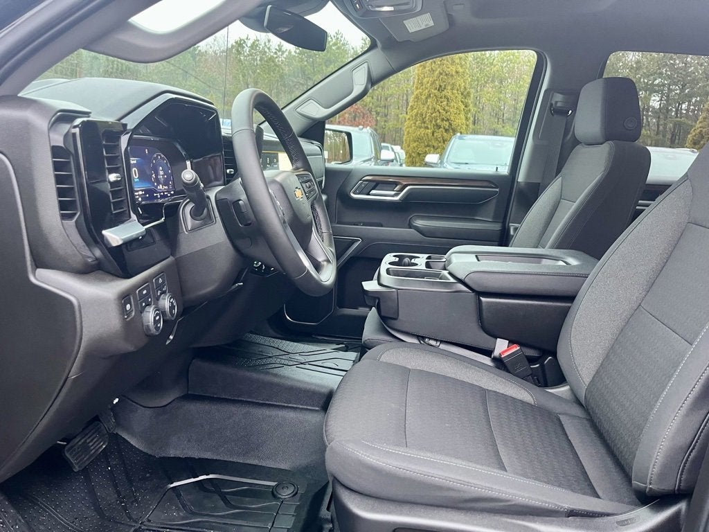 2025 Chevrolet Silverado 1500 LT (2FL)