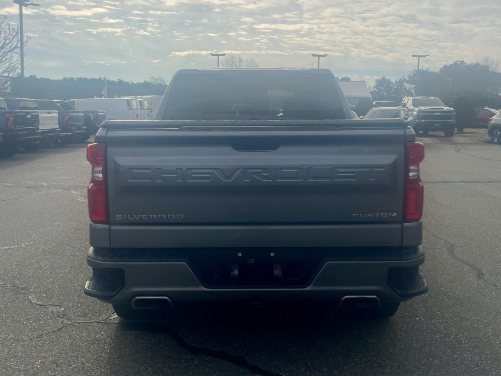2021 Chevrolet Silverado 1500 Custom