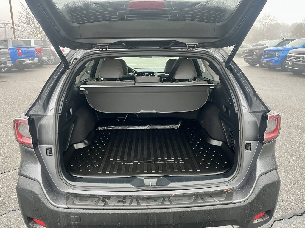 2025 Subaru Outback Premium