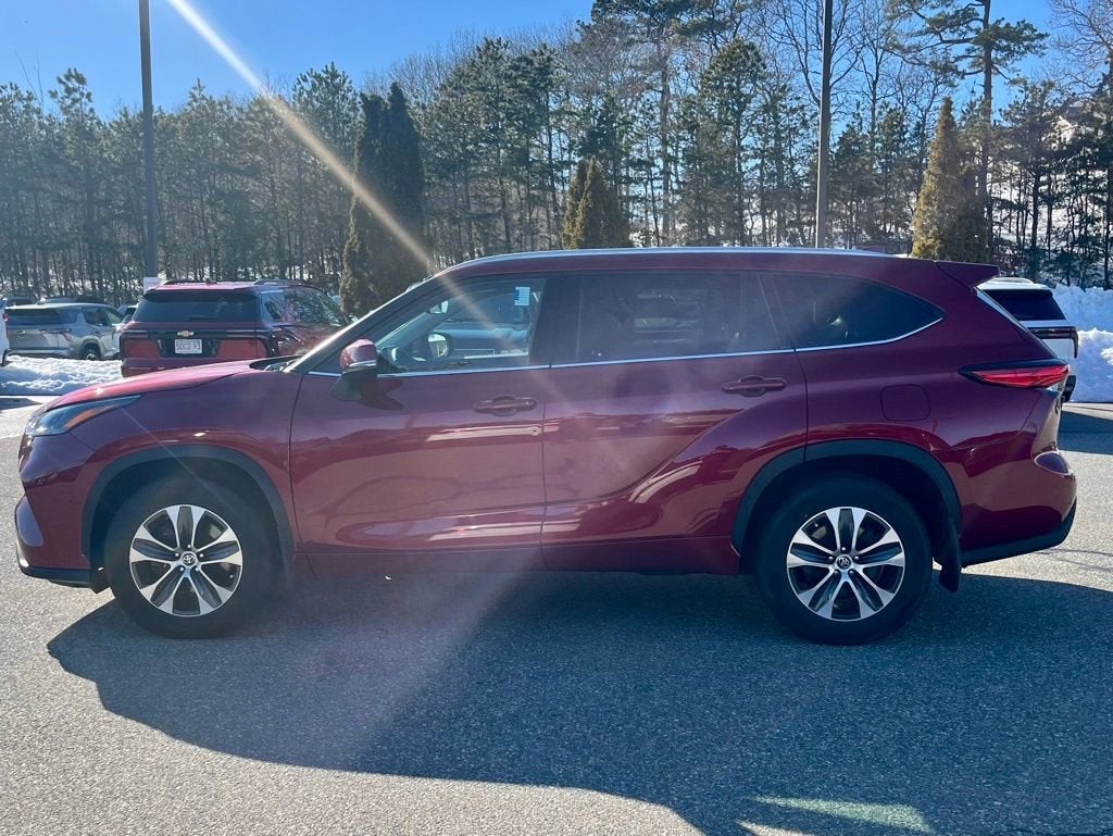 2022 Toyota Highlander XLE