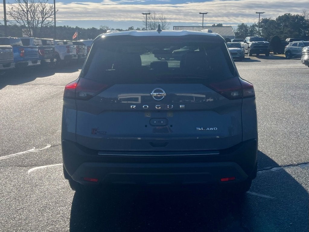 2021 Nissan Rogue SL