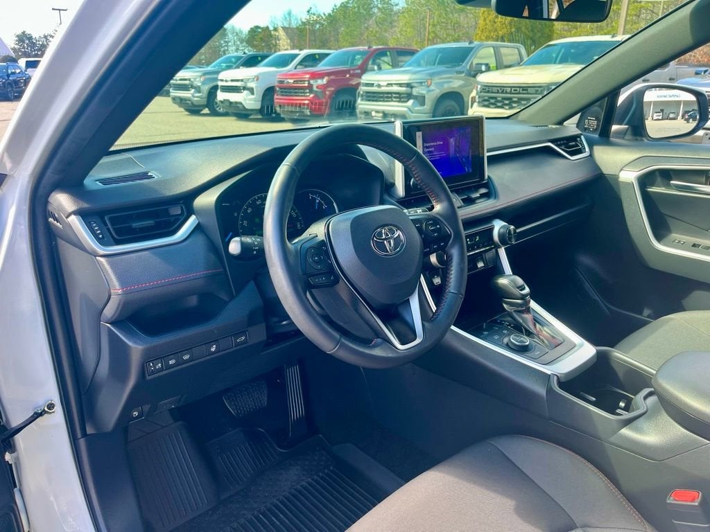 2024 Toyota RAV4 Prime SE