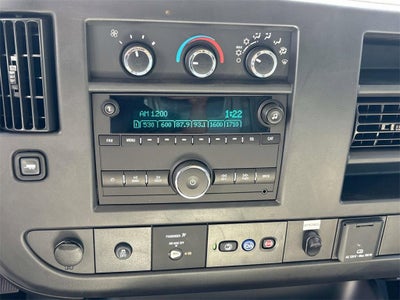 2025 GMC Savana Cutaway 3500 1WT