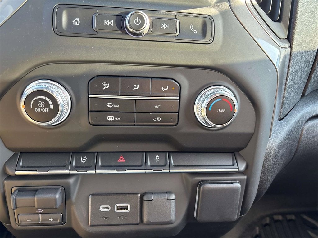 2025 GMC Sierra 3500 HD Chassis Cab Pro