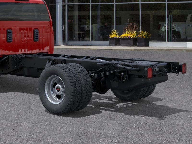 2025 GMC Sierra 3500 HD Chassis Cab Pro