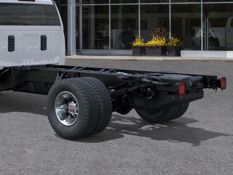 2026 GMC Sierra 3500 HD Chassis Cab Pro